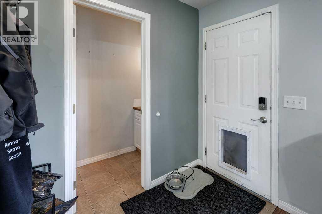 8034 24 Street SE — photo 13