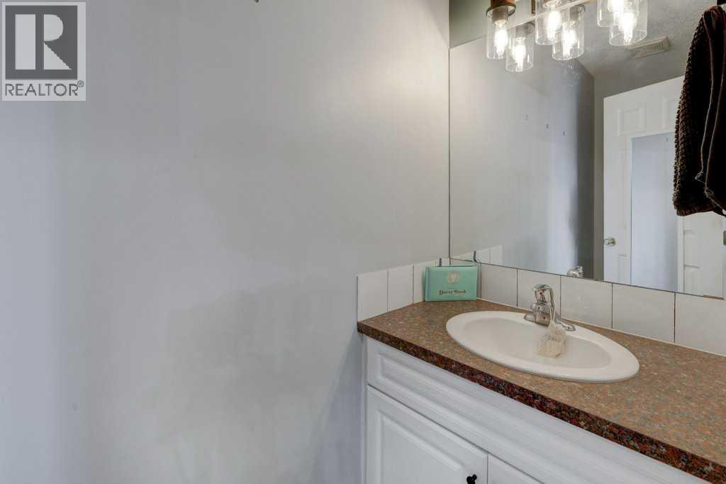 8034 24 Street SE — photo 14