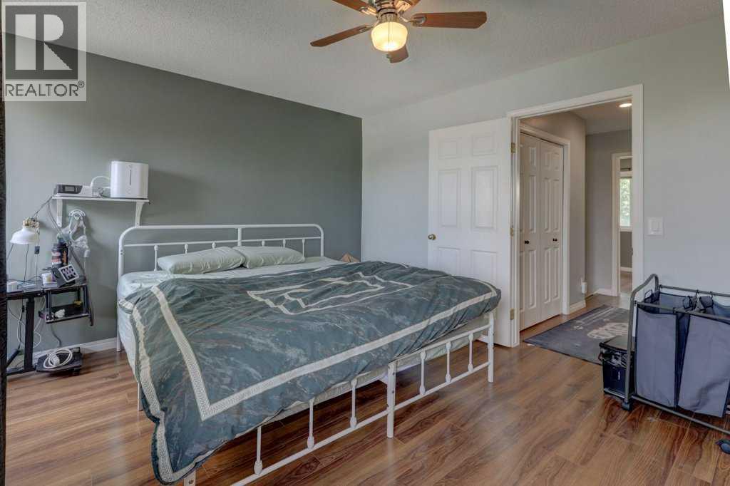 8034 24 Street SE — photo 16