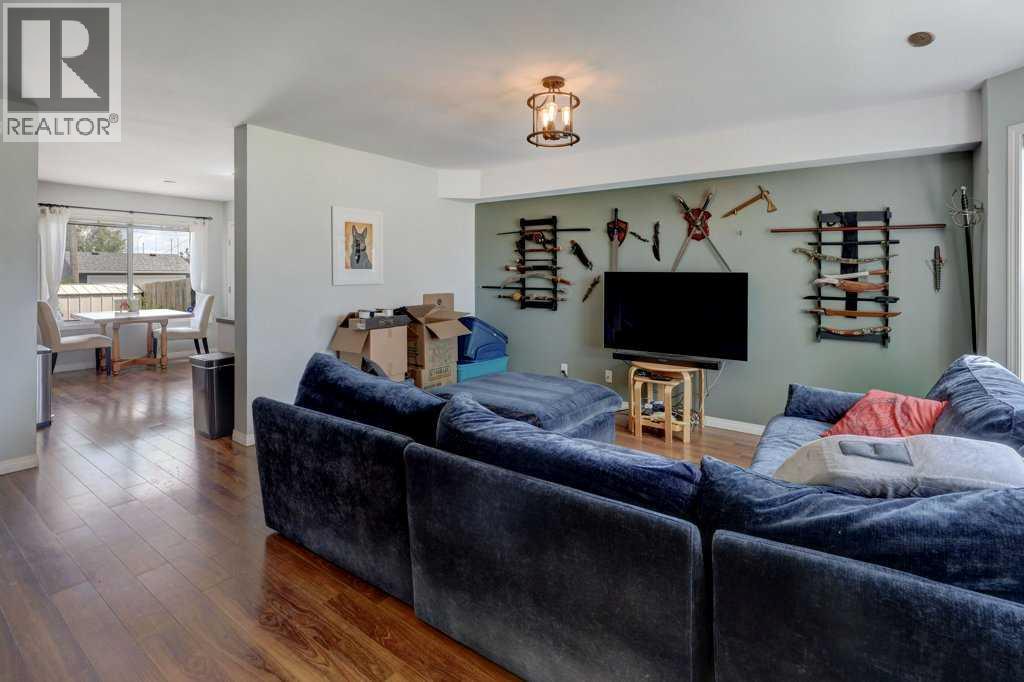 8034 24 Street SE - photo 3
