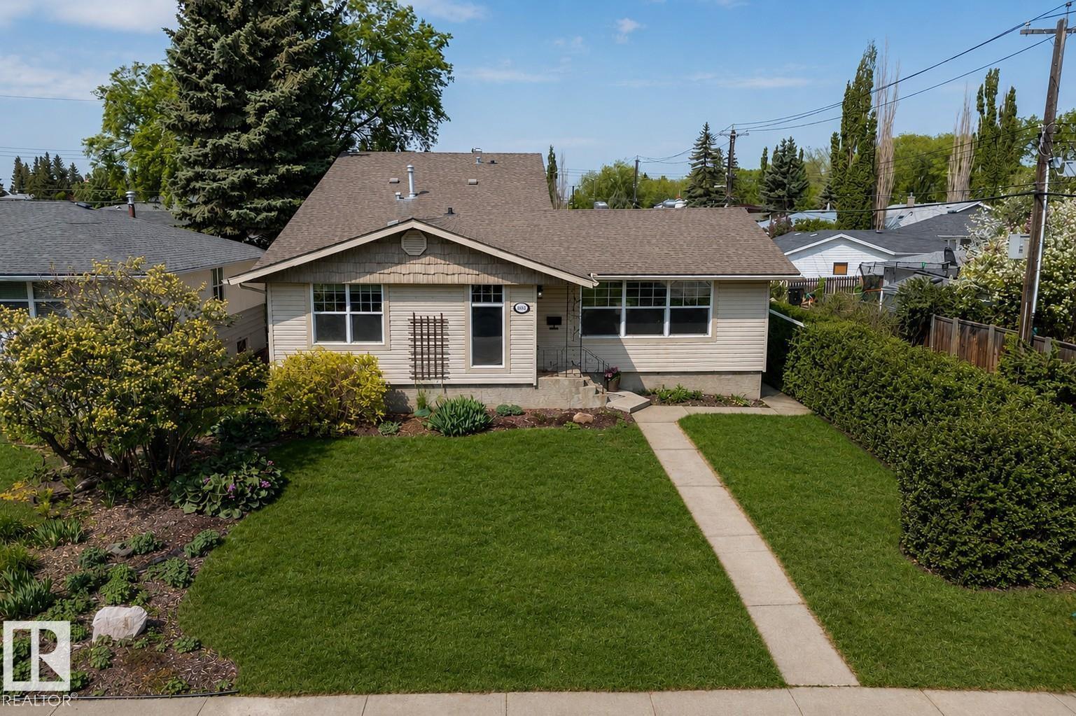 9036 145 ST NW - 2