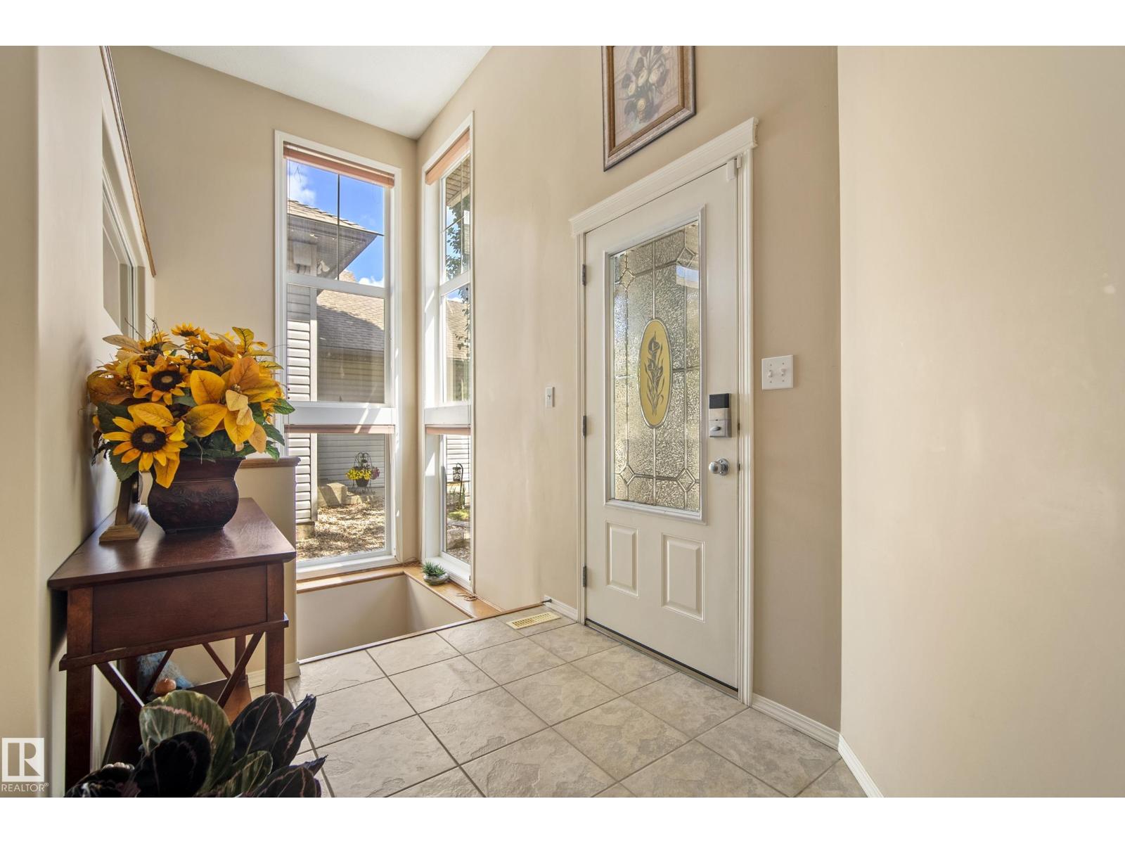 84 RIDGEHAVEN CR - photo 2
