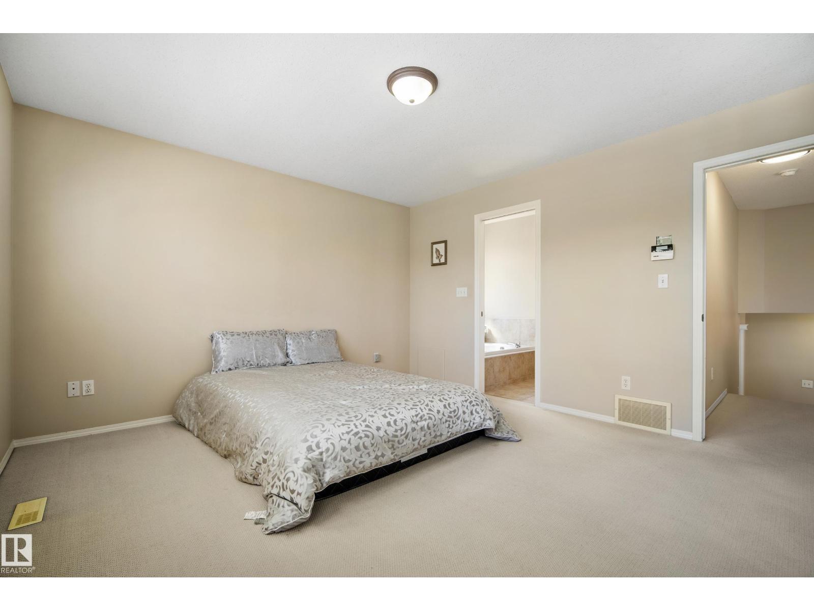 84 RIDGEHAVEN CR — photo 18