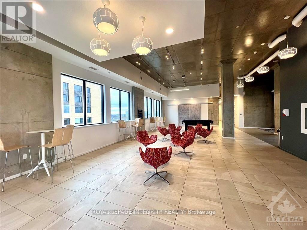 1 Bath House for Rent in Ottawa – 2318 – 105 CHAMPAGNE AVENUE, Ottawa – MLS# X13491984 - Image 12