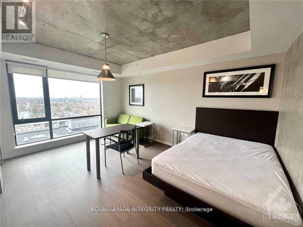 1 Bath House for Rent in Ottawa – 2318 – 105 CHAMPAGNE AVENUE, Ottawa – MLS# X13491984 - Image 9