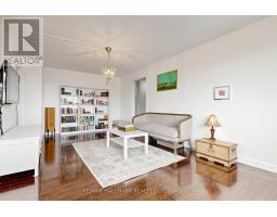 701 - 100 Leeward Glenway, Toronto, ON M3C2Z1 Photo 7