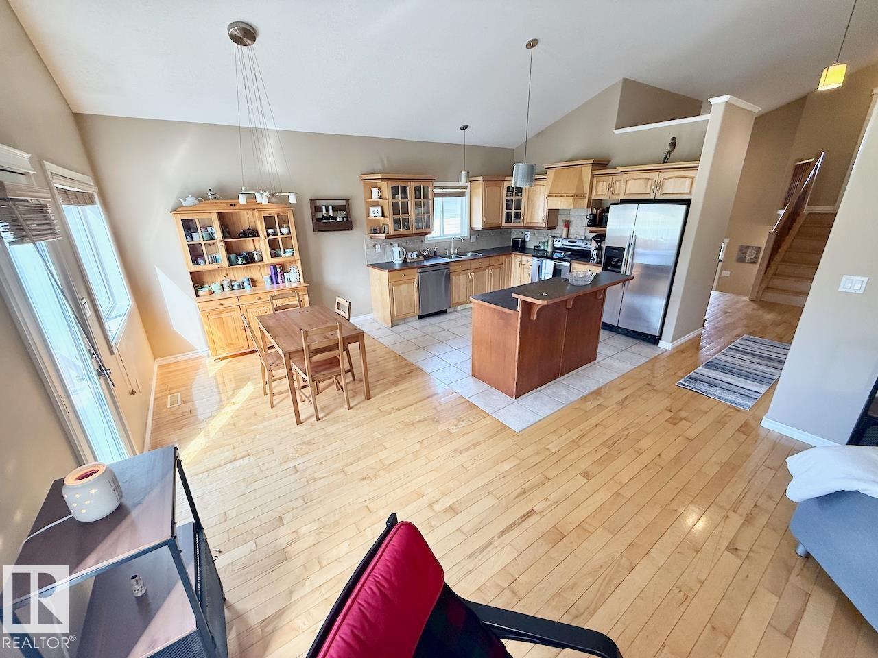 4503 SPRUCE AV - 8