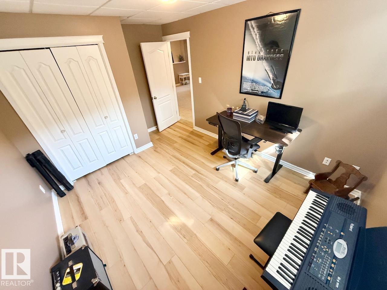 4503 SPRUCE AV - 39