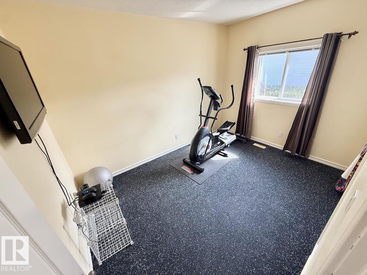 4503 SPRUCE AV - 29