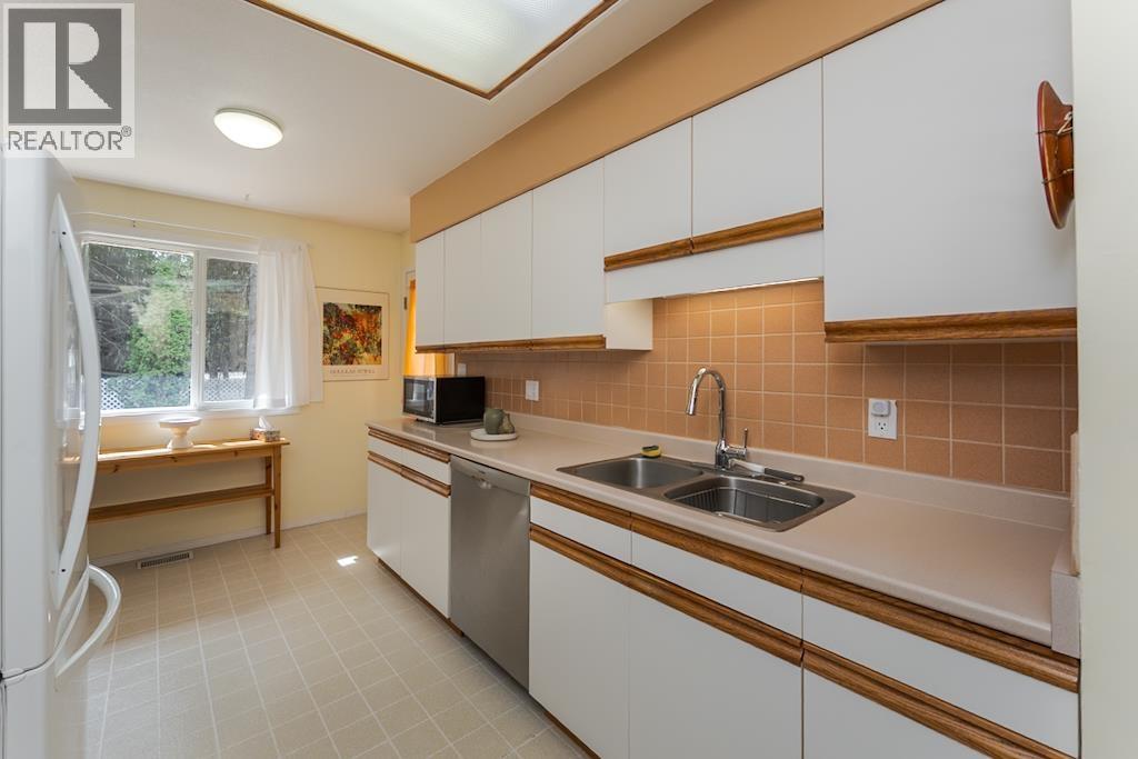 3655 RIVERVIEW ROAD - 13