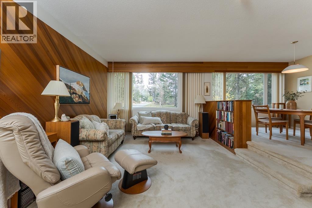 3655 RIVERVIEW ROAD - 3