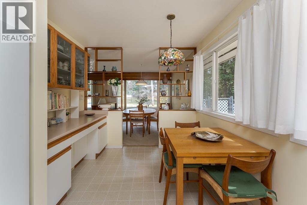 3655 RIVERVIEW ROAD - 9