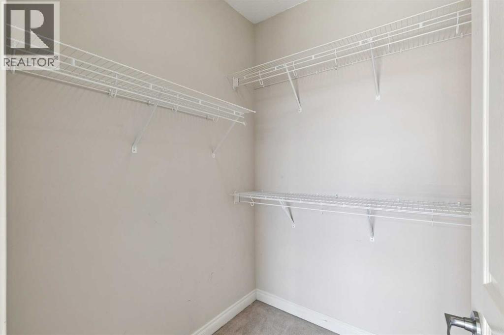 #14 169 Rockyledge View NW - 16