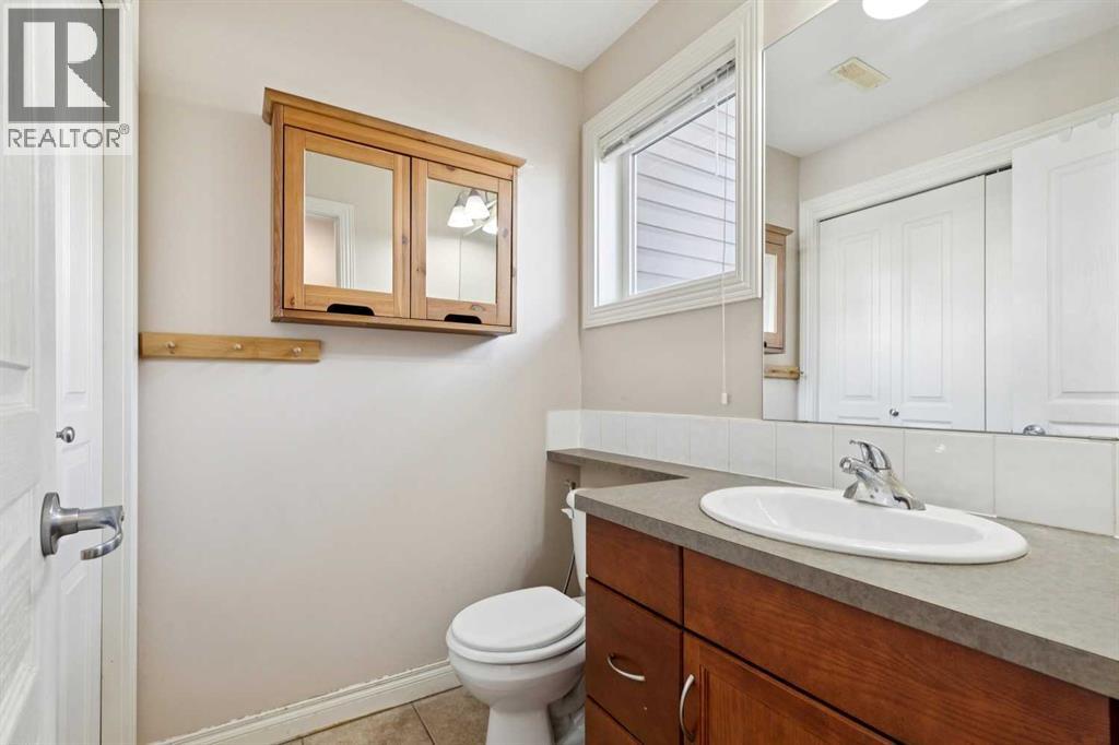 #14 169 Rockyledge View NW - 4