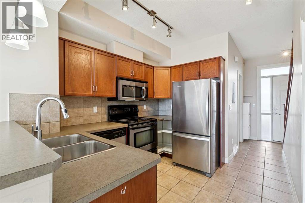 #14 169 Rockyledge View NW - 7