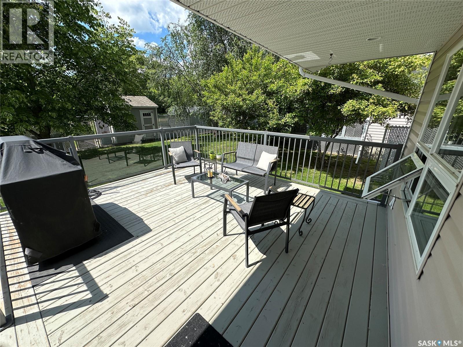 #550 10th AVENUE - 37