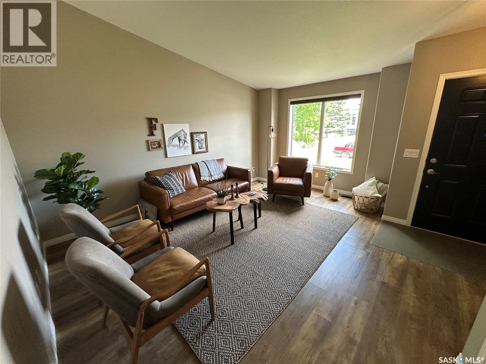 #550 10th AVENUE - 4