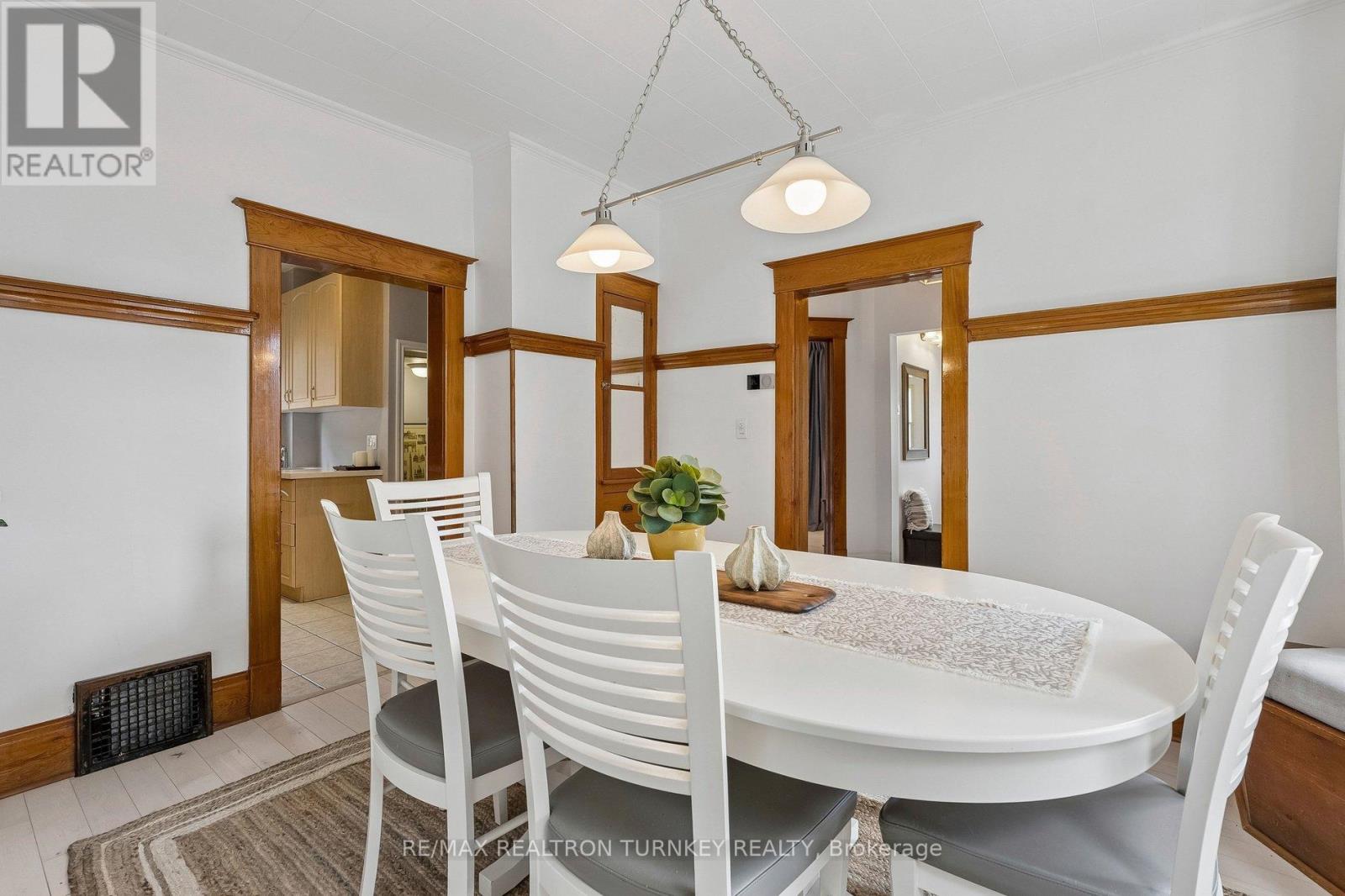 72 VINCENT STREET - 13