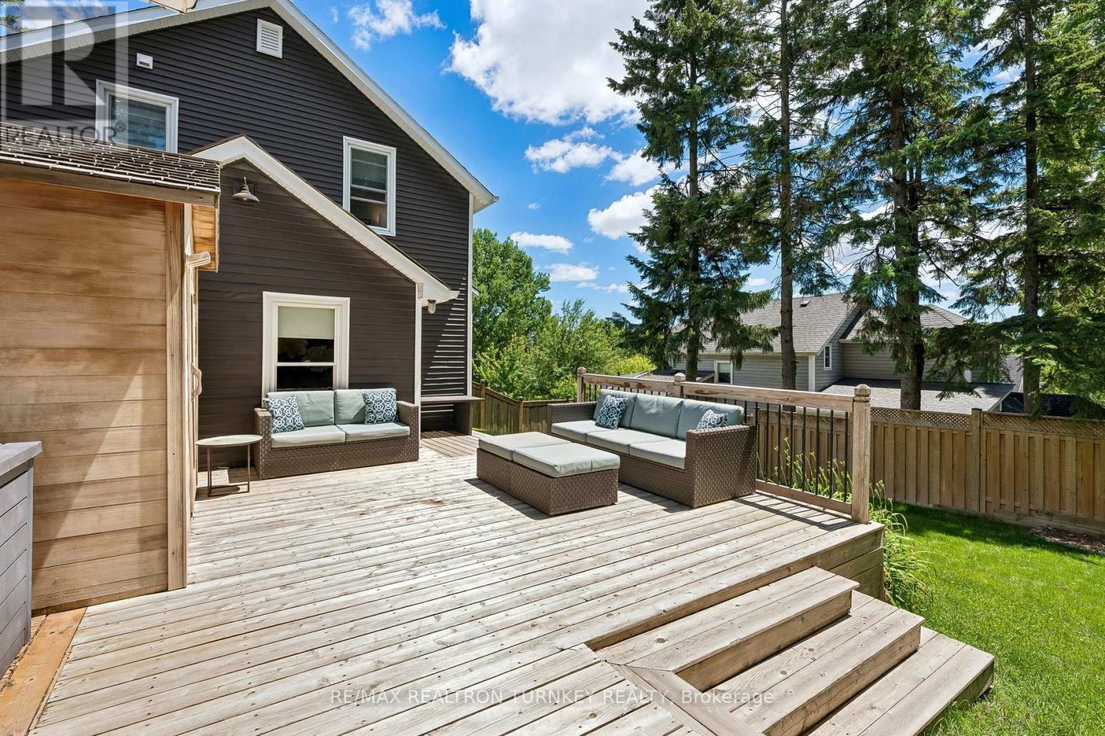72 VINCENT STREET - 31