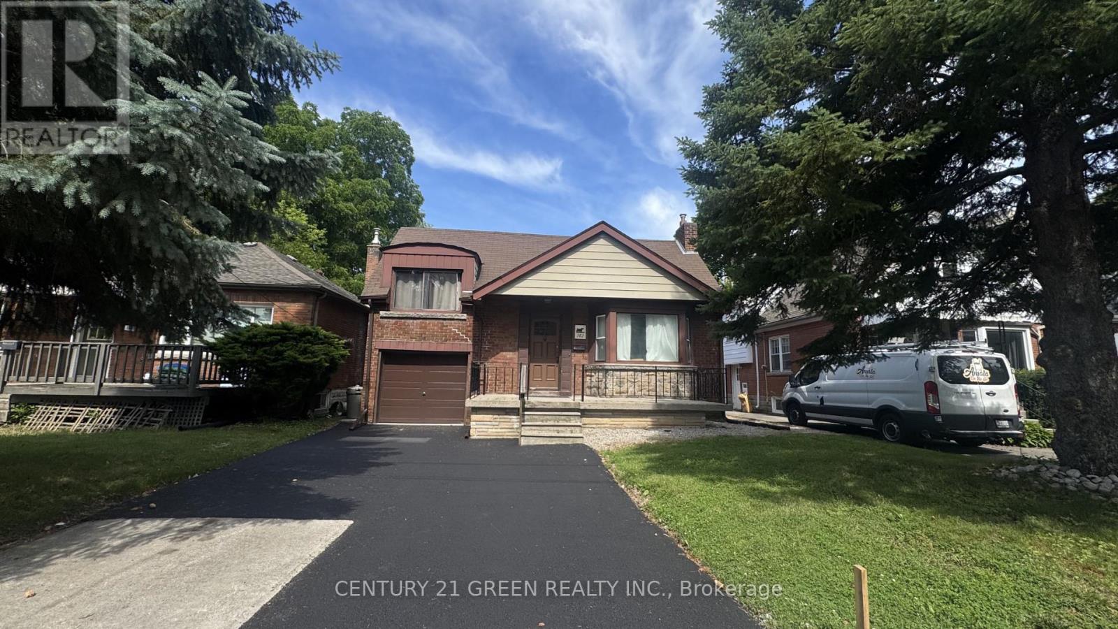 102 DALEWOOD AVENUE - 1