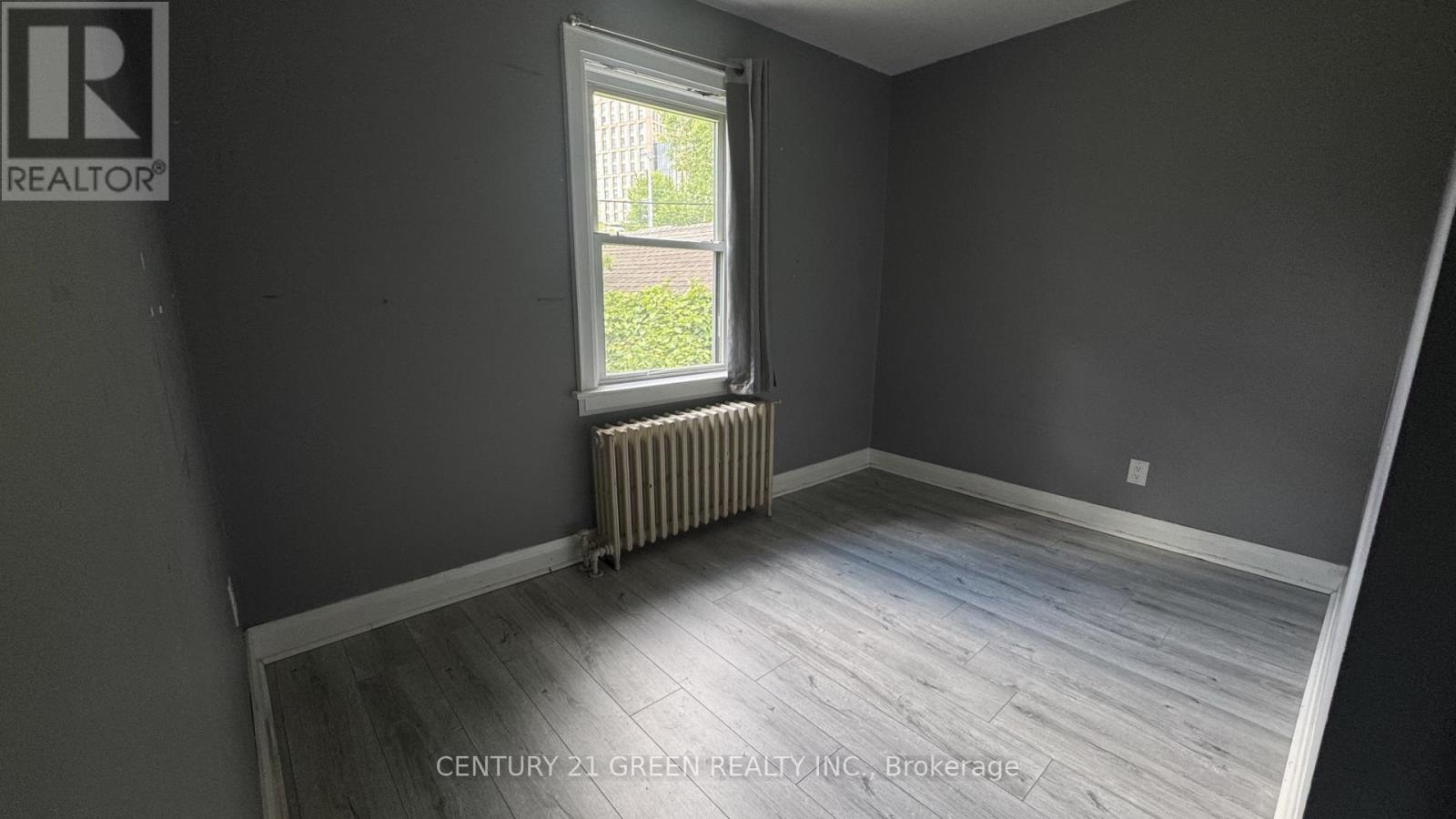 102 DALEWOOD AVENUE - 11