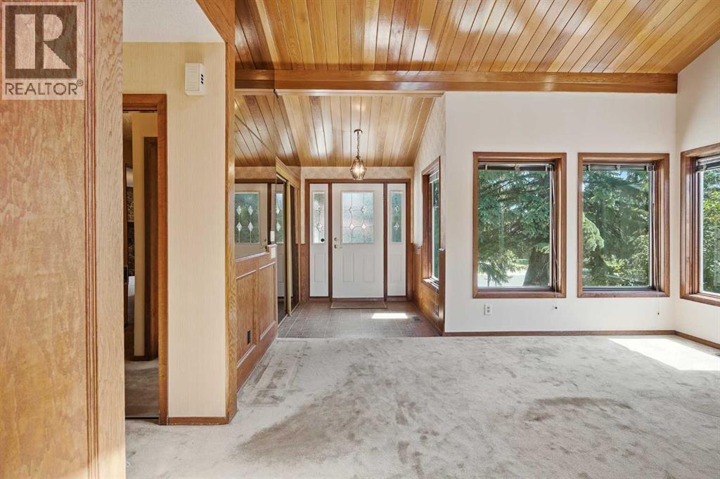 168 Edgehill Close NW - photo 3