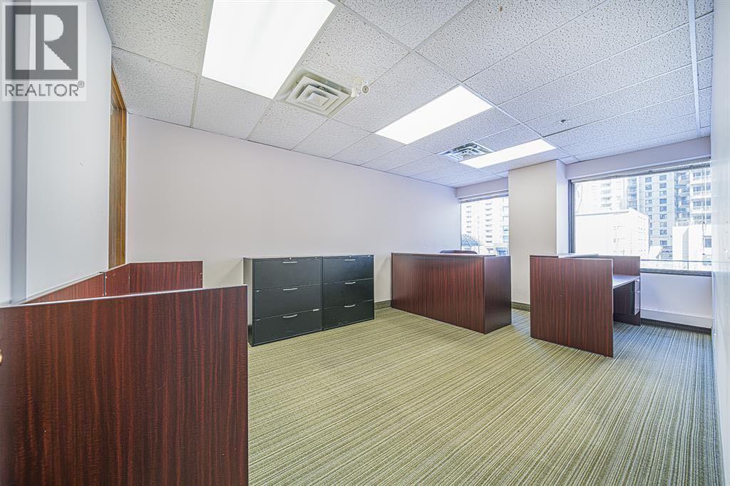 201, 1100 8 Avenue SW, Calgary — photo 3
