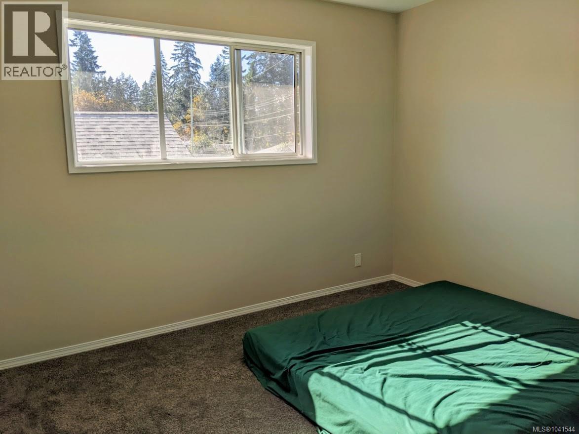 3584 9th Ave - Image 12