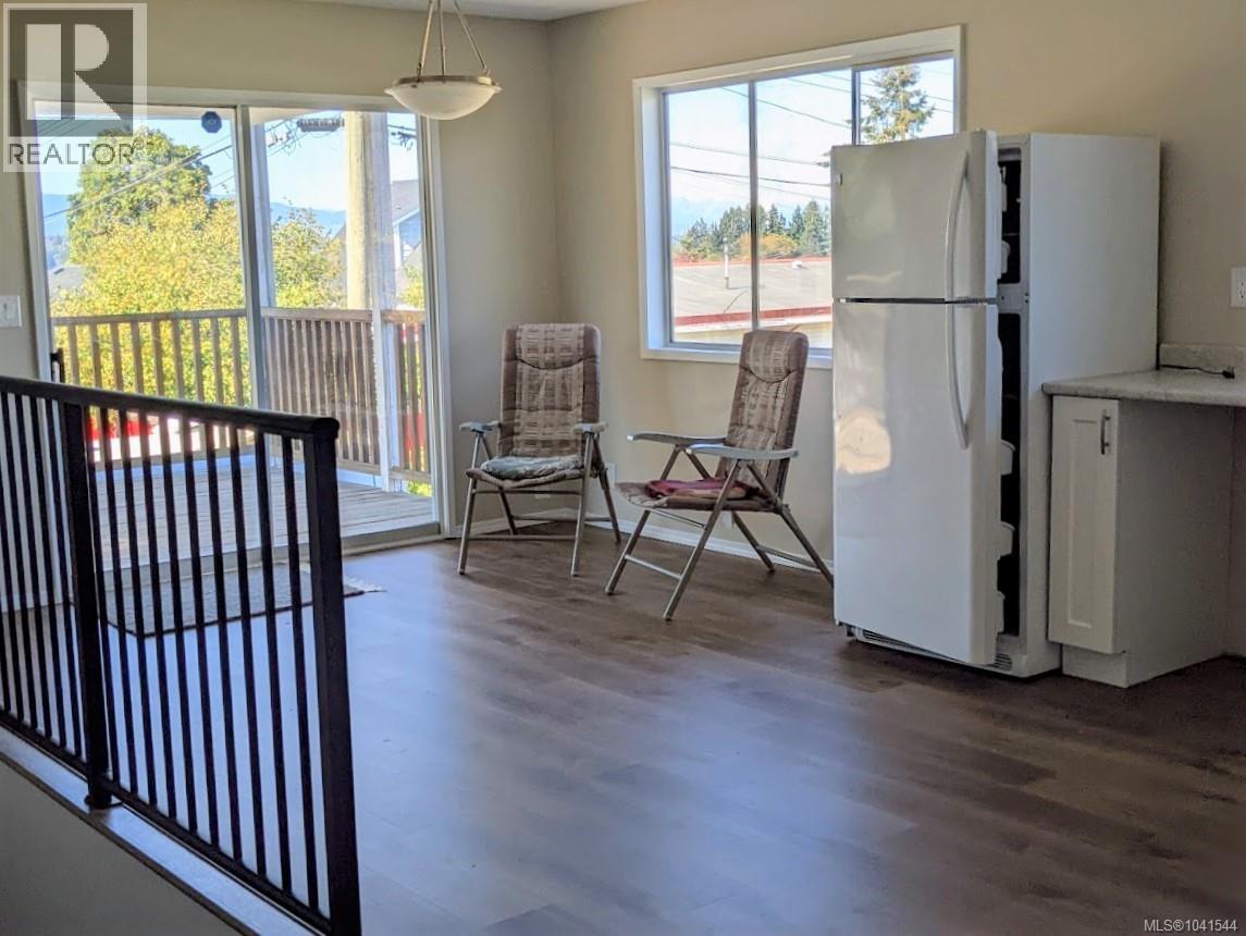 3584 9th Ave - Image 4