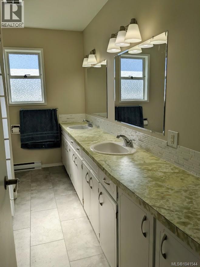 3584 9th Ave - Image 7