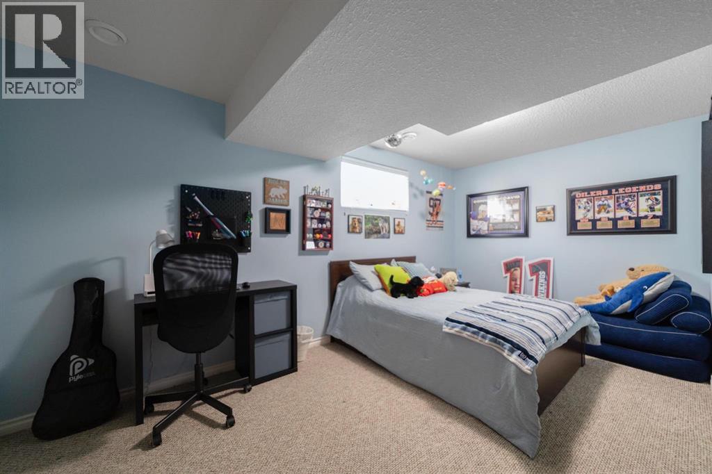 313 Hanson Street - 21