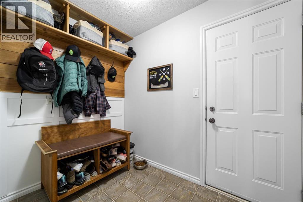 313 Hanson Street - 29