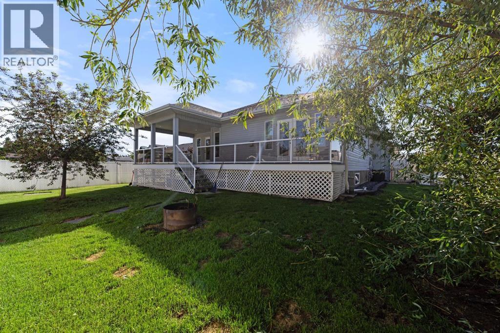 313 Hanson Street - 26