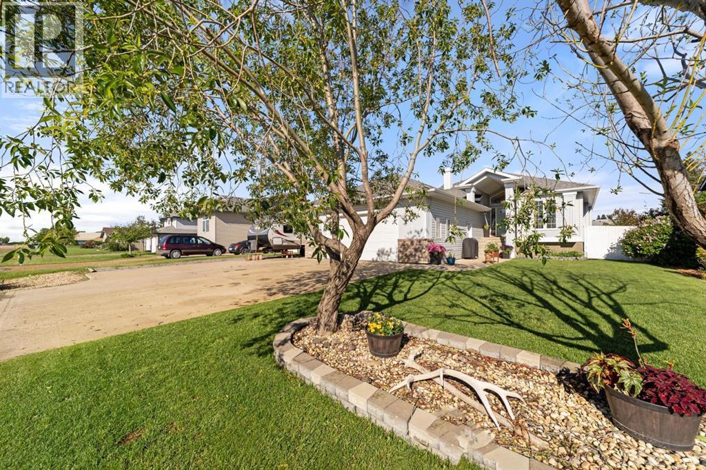 313 Hanson Street - 2