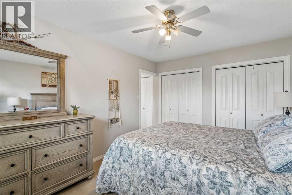 Primary - Enough room for a king!