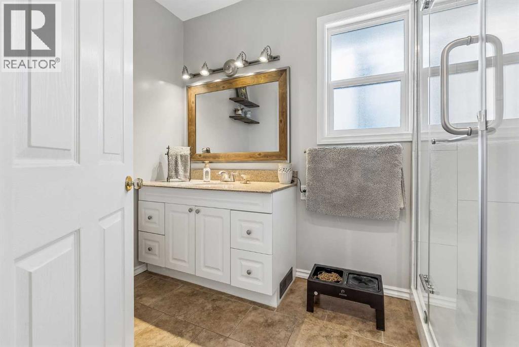 Main bathroom