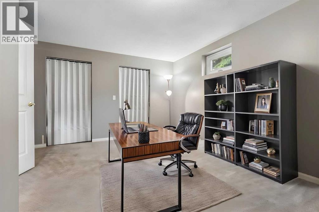 3rd bedroom - virtually staged