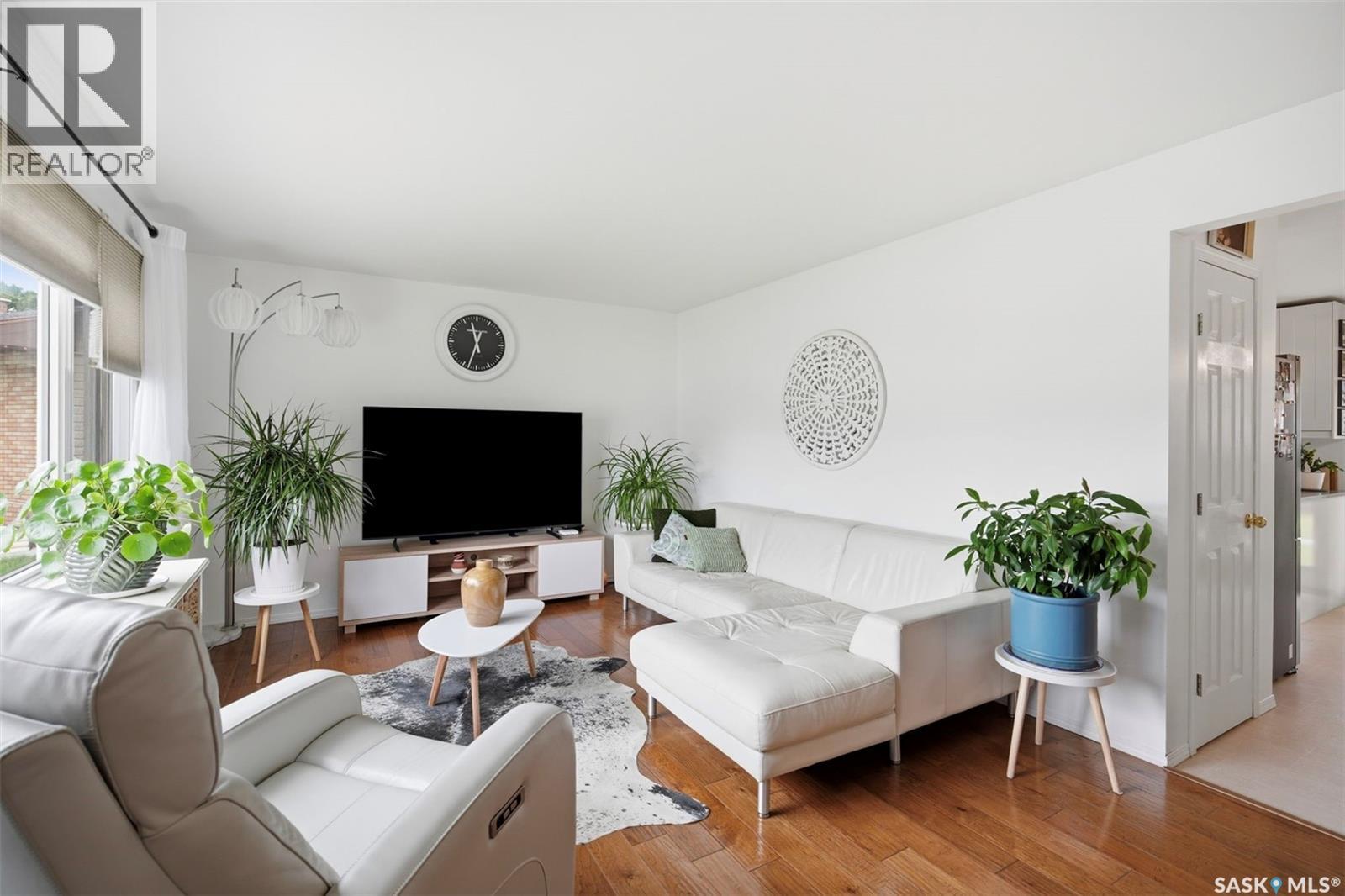 41 Klaehn CRESCENT — photo 8