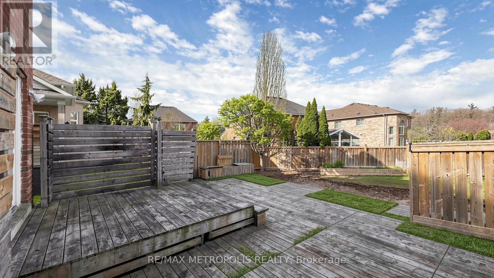 183 VALMONT COURT - 43