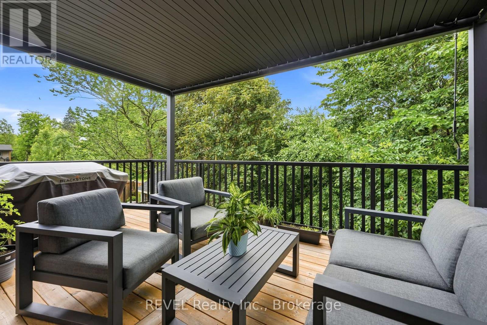 81 MACKENZIE KING AVENUE - 14