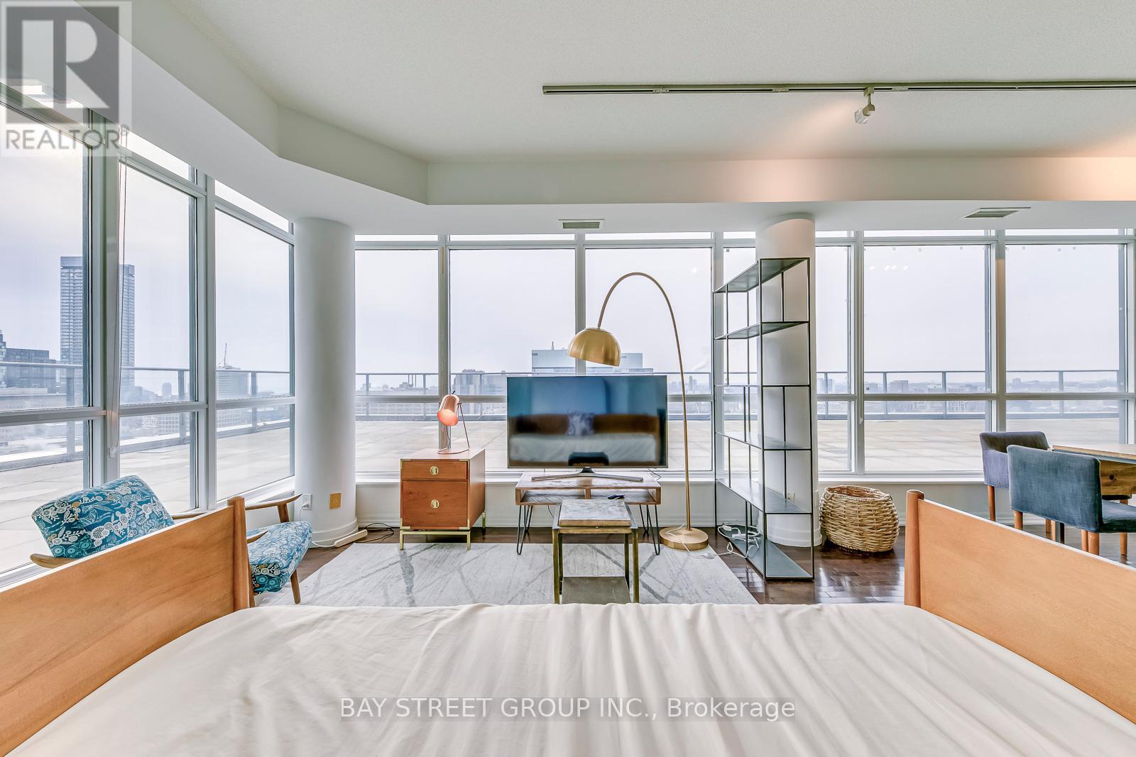 Photo of 770 Bay Street