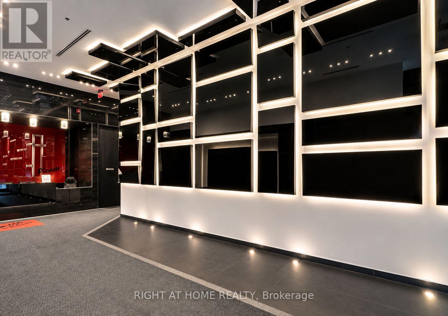 #1408 318 RICHMOND STREET W - 2
