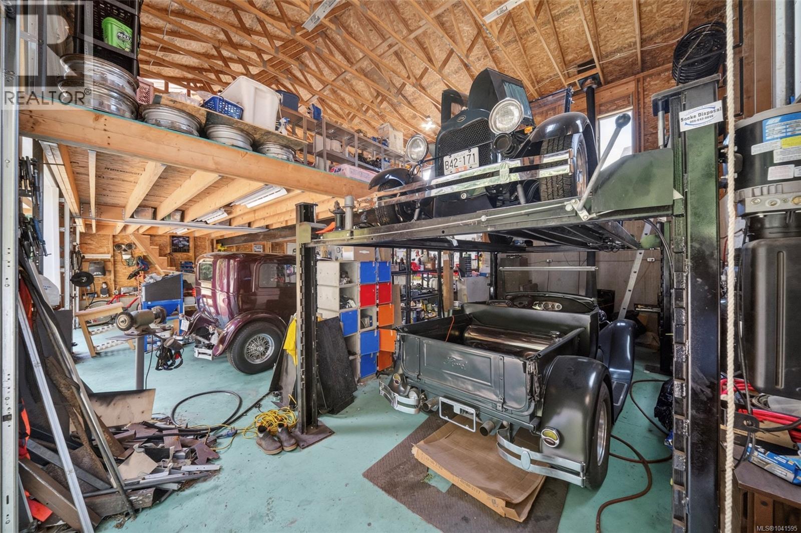 2920 Young Lake Rd - 54