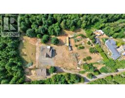 2920 Young Lake Rd, Sooke, BC V9Z0J6 Photo 15