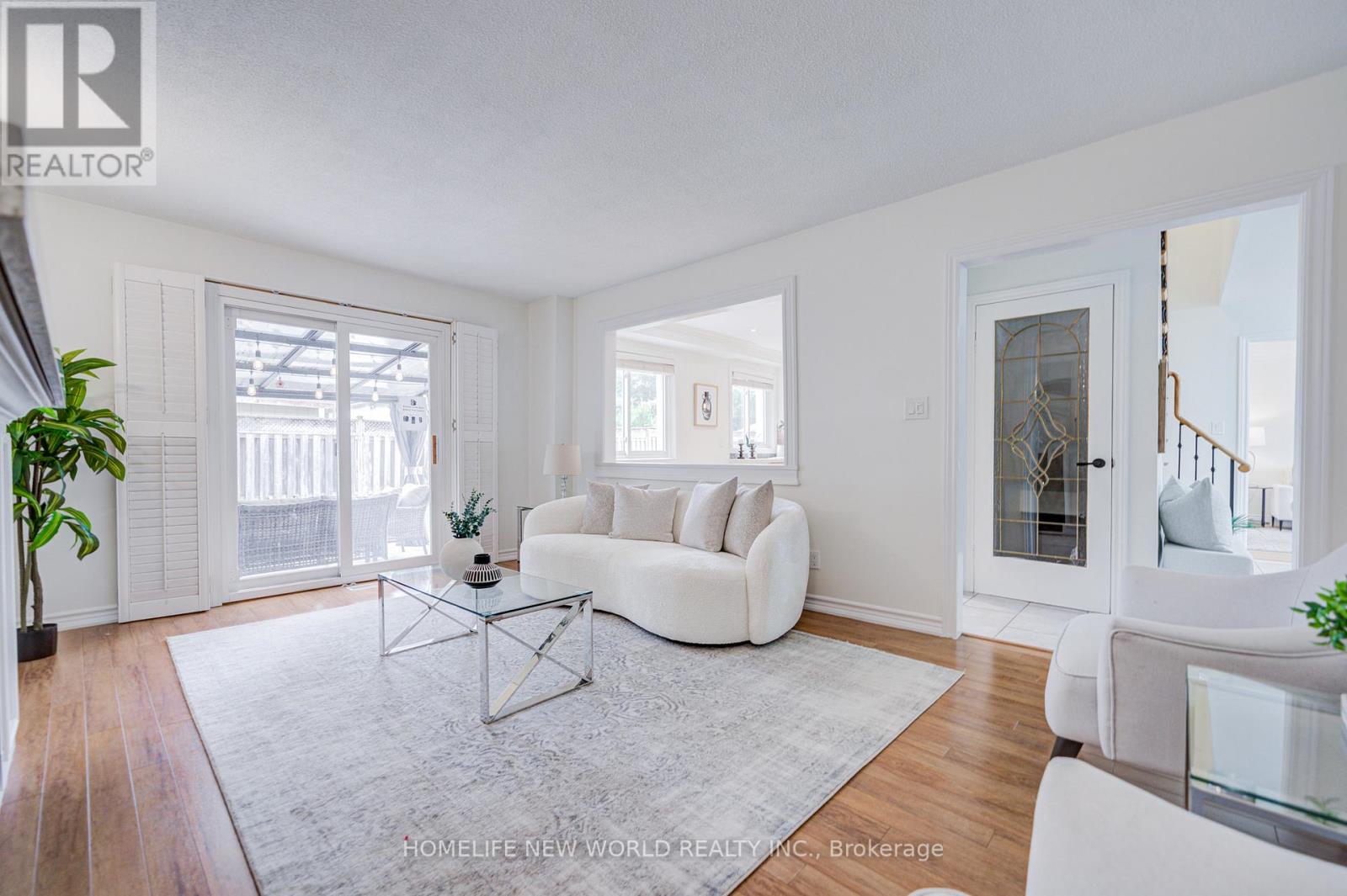 5 HOPEDALE COURT - 15