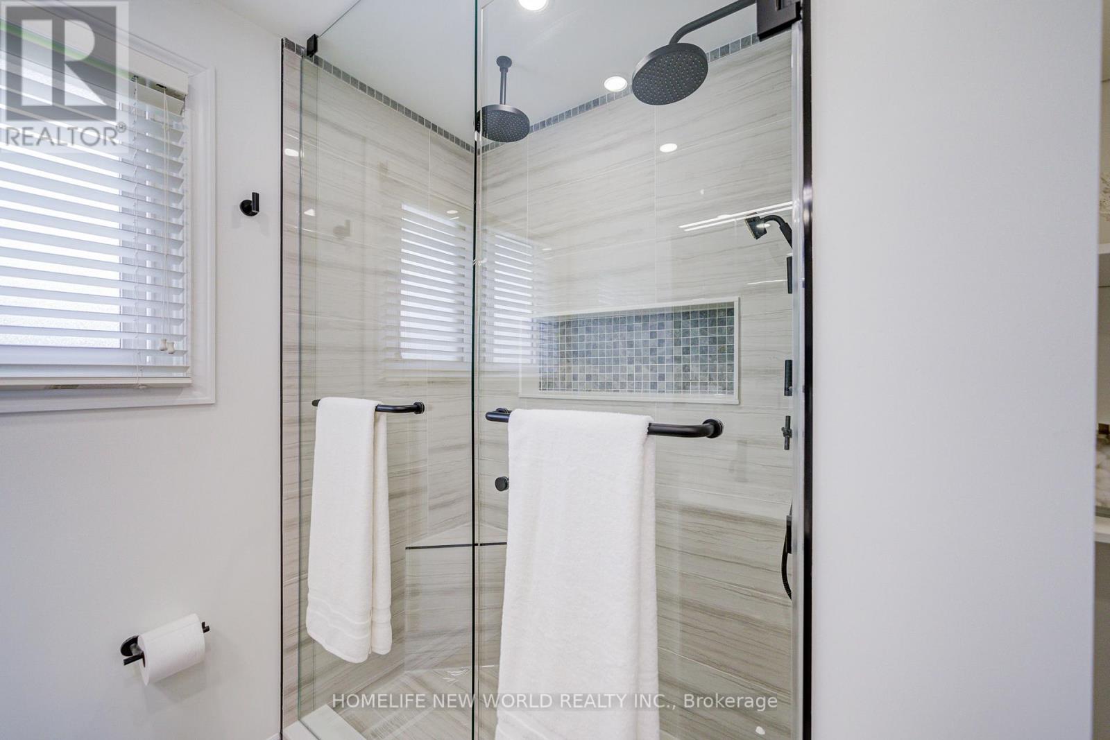 5 HOPEDALE COURT - 27