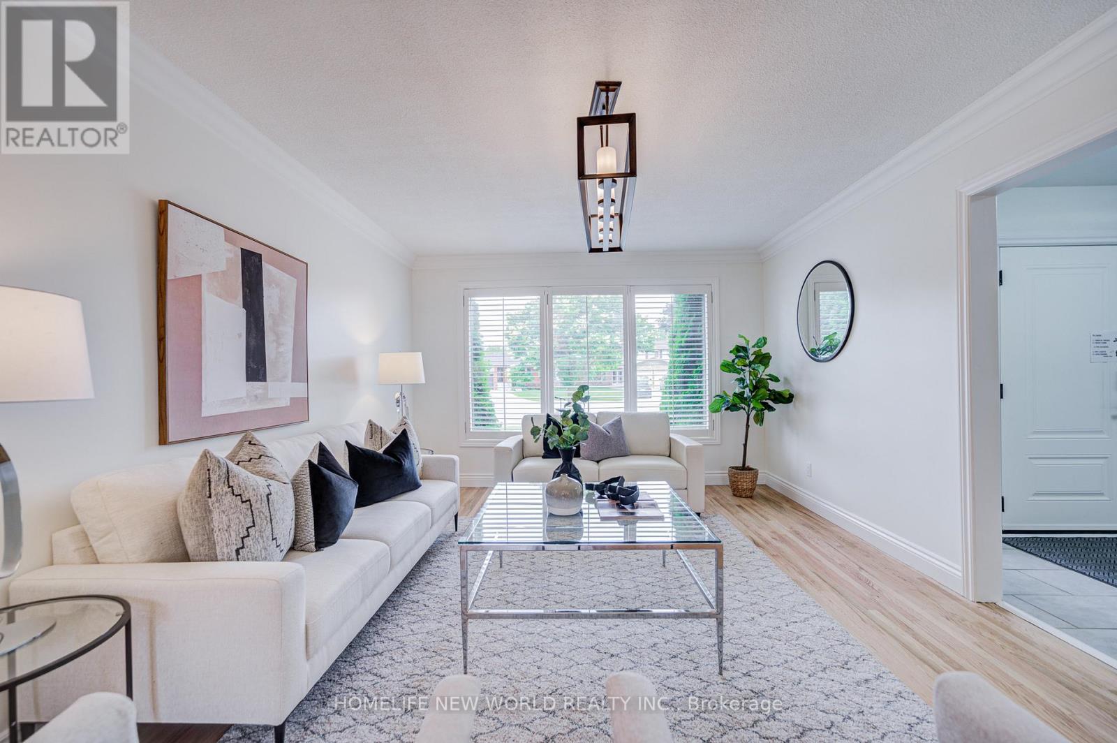 5 HOPEDALE COURT - 6