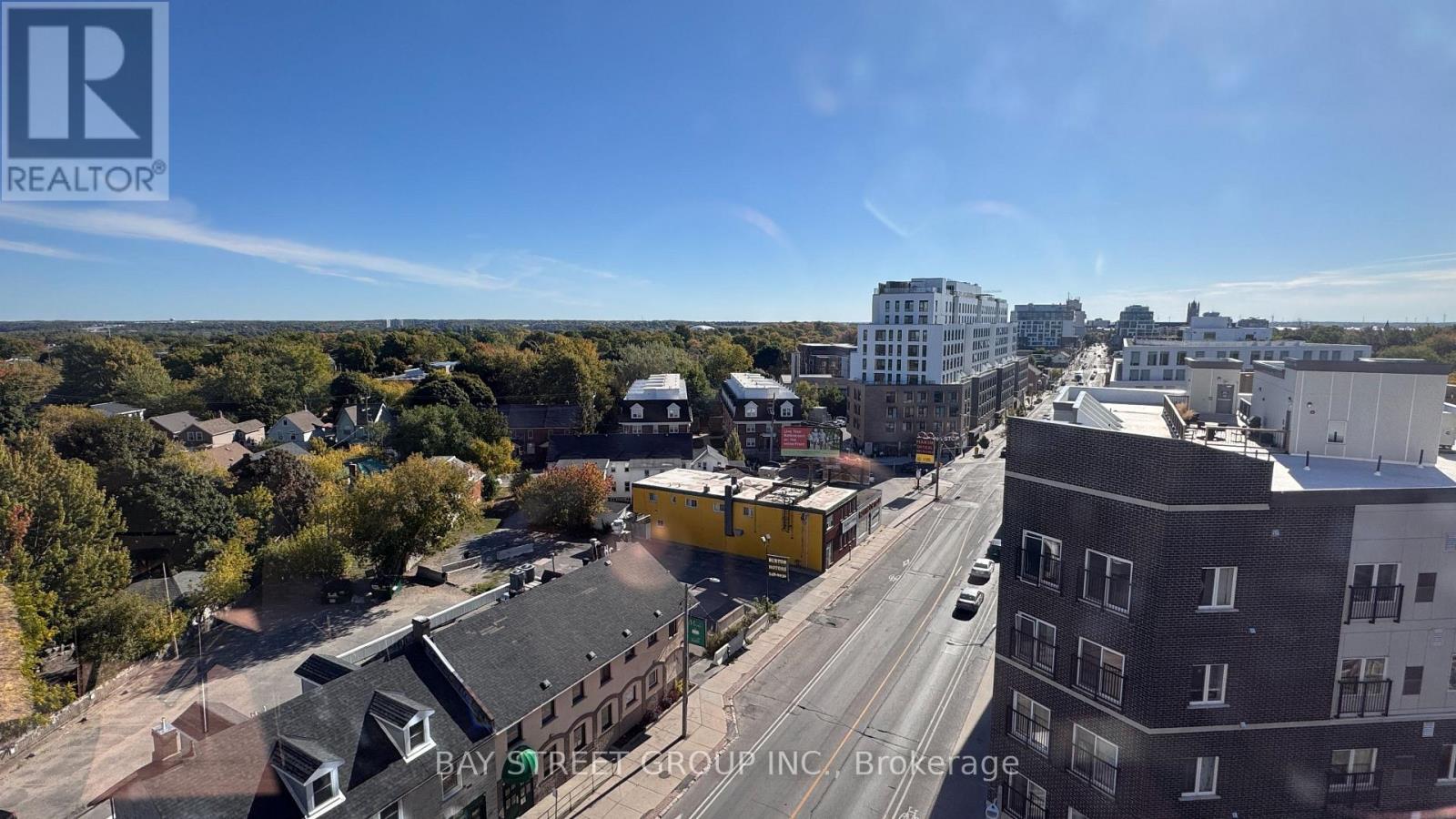 #813 652 PRINCESS STREET - 23