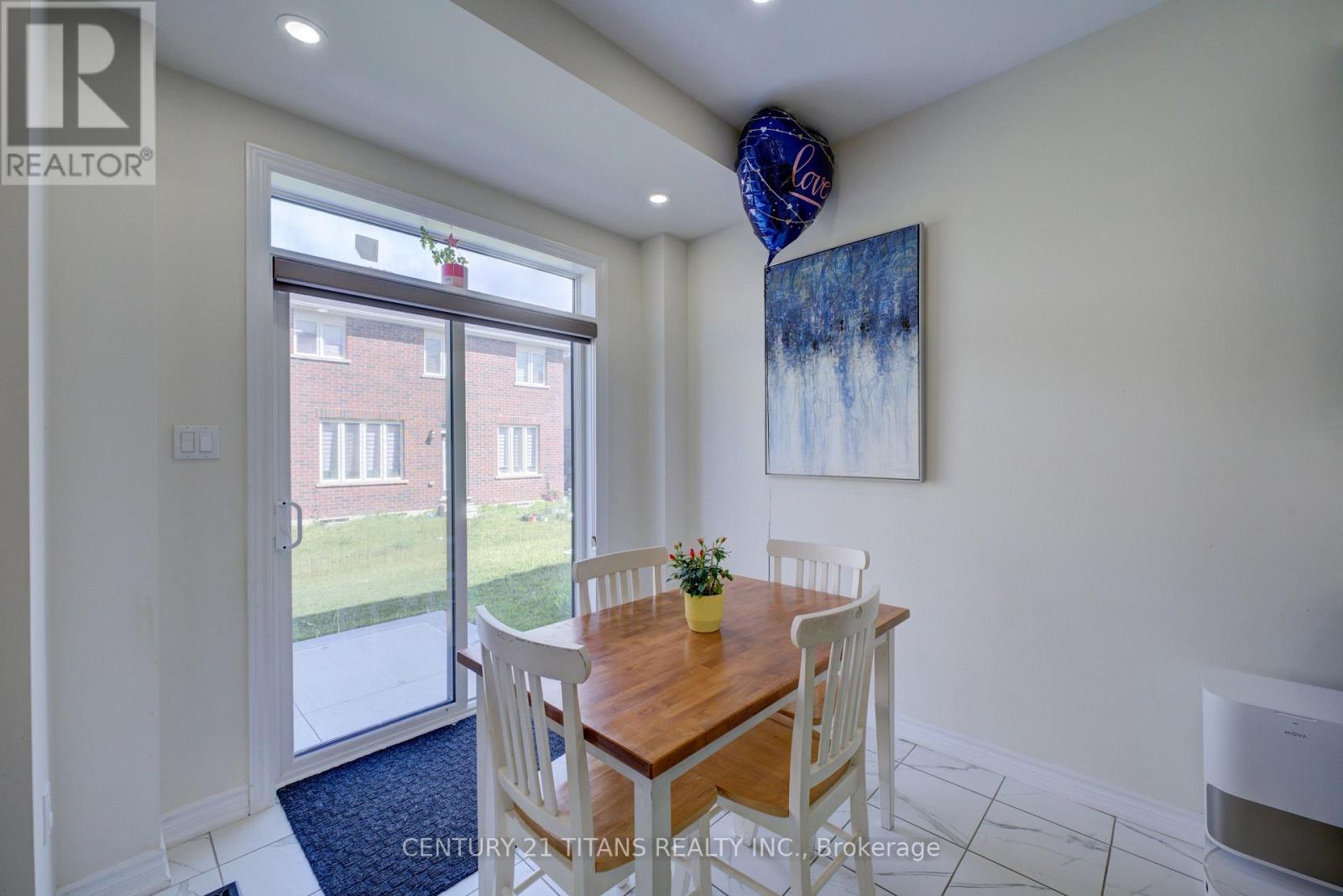 12 MCLAREN AVENUE - 14
