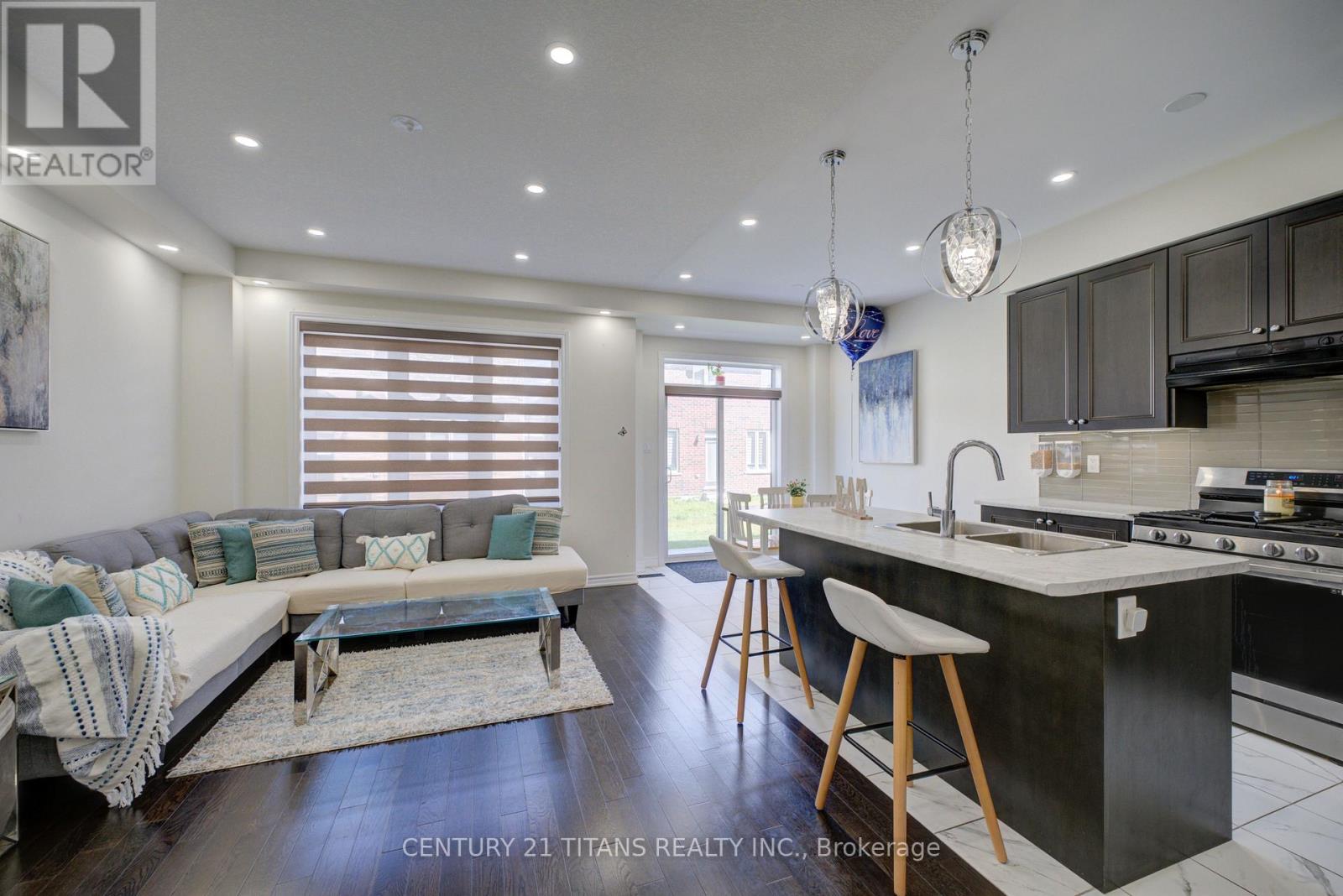12 MCLAREN AVENUE - 4